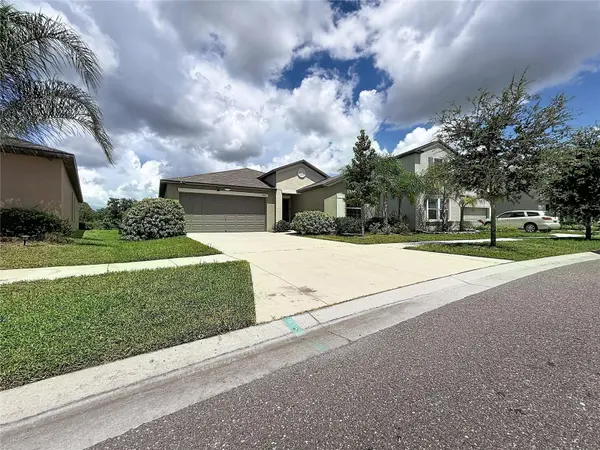 4465 ETERNAL PRINCE DR, Sun City Center, FL 33573