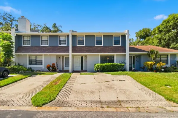 3039 ABBEY CT, Clearwater, FL 33759