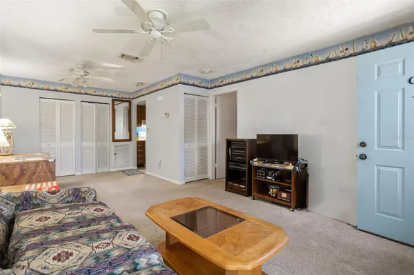 3216 39TH ST #C, St Petersburg, FL 33711