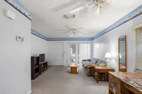 3216 39TH ST #C, St Petersburg, FL 33711