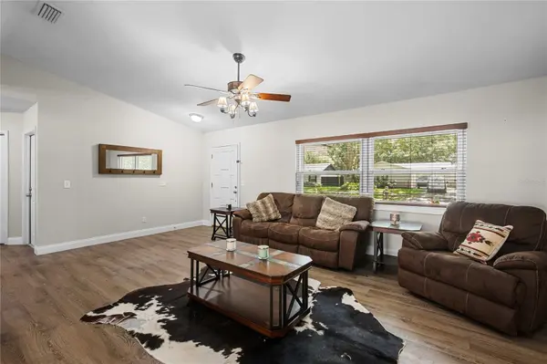 2423 FORREST CREST CIR, Lutz, FL 33549