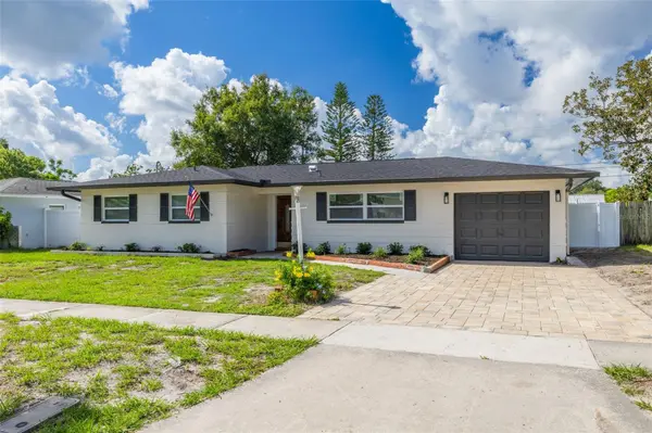 1673 CAMBRIDGE DR, Clearwater, FL 33756