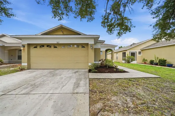 925 WINDTON OAK DR, Ruskin, FL 33570