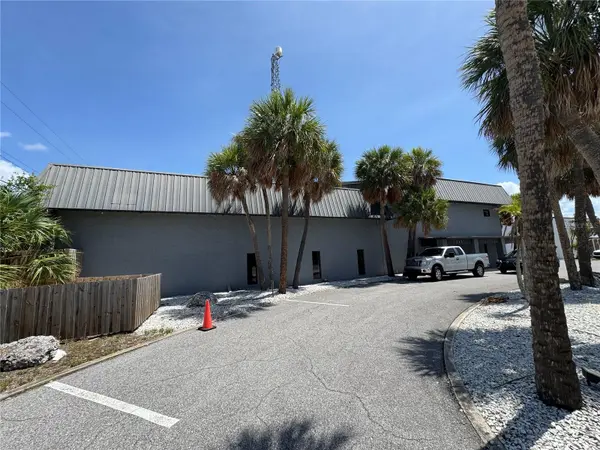 365 105TH TER NE, St Petersburg, FL 33716