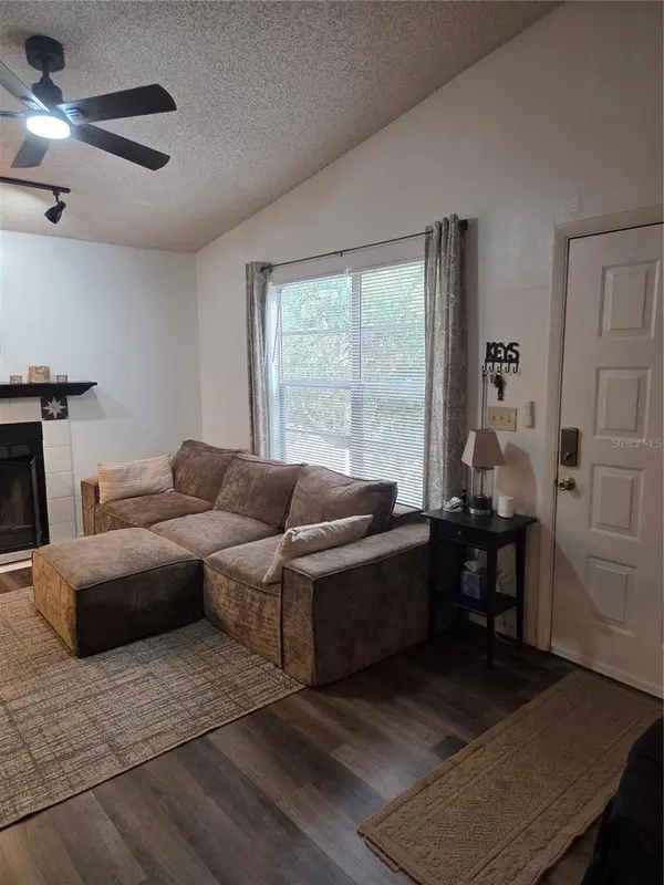 4033 DREAM OAK PL #203, Tampa, FL 33613