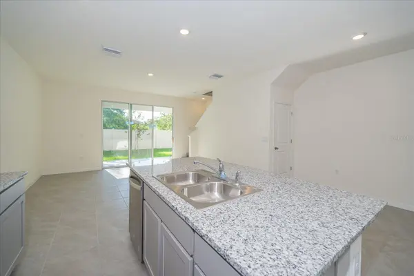 16642 MAUDE DR, Wimauma, FL 33598