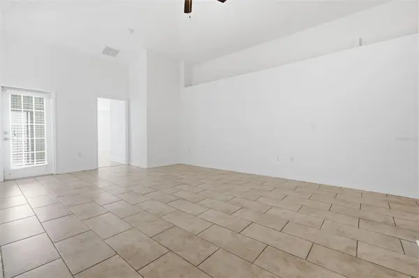 14310 EDINBURGH MOOR DR, Wimauma, FL 33598