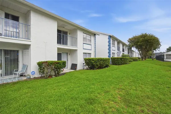 5005 BORDEAUX VILLAGE PL #202, Tampa, FL 33617