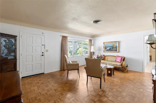 3000 PONCE DE LEON WAY S, St Petersburg, FL 33712