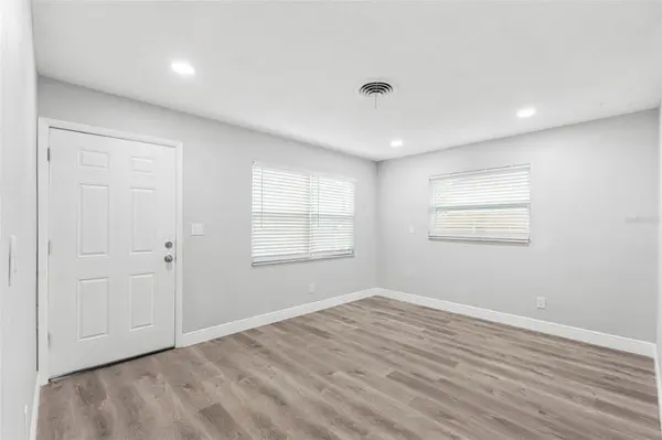 2443 26TH AVE S, St Petersburg, FL 33712
