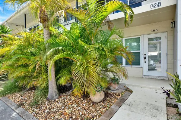4032 57TH ST N #166, Kenneth City, FL 33709