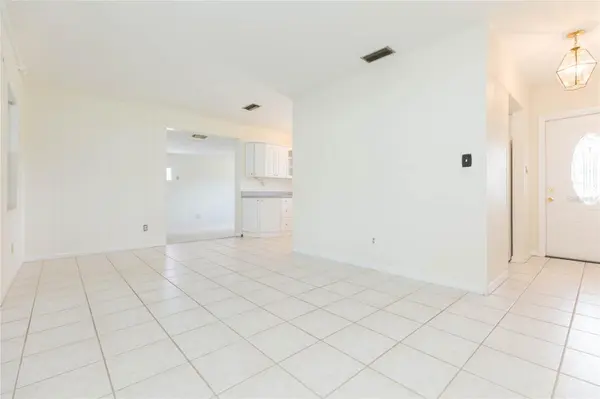 4524 PICADILLY ST, Tampa, FL 33634