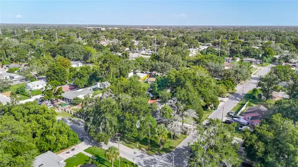 1616 E POINSETTIA AVE, Tampa, FL 33612