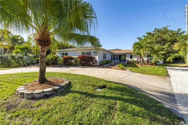610 CORDOVA BLVD NE, St Petersburg, FL 33704