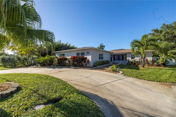 610 CORDOVA BLVD NE, St Petersburg, FL 33704