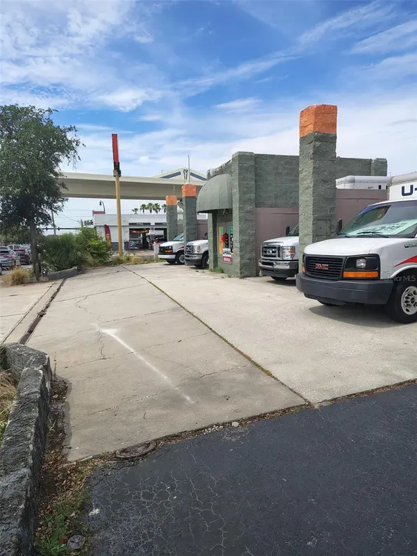 4902 S MANHATTAN AVE, Tampa, FL 33611