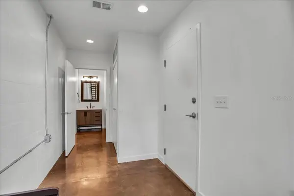 2001 E 2ND AVE #24, Tampa, FL 33605