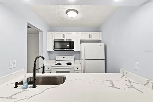 380 N BAYSHORE BLVD #204, Clearwater, FL 33759