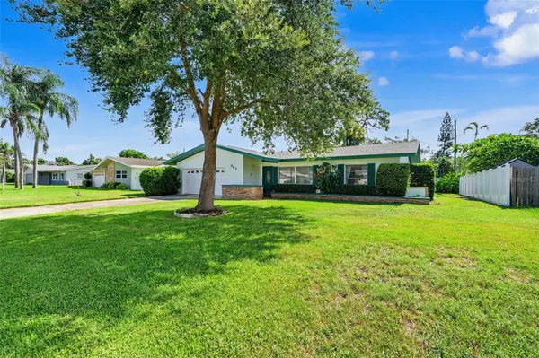 981 STEPHEN FOSTER DR, Largo, FL 33771