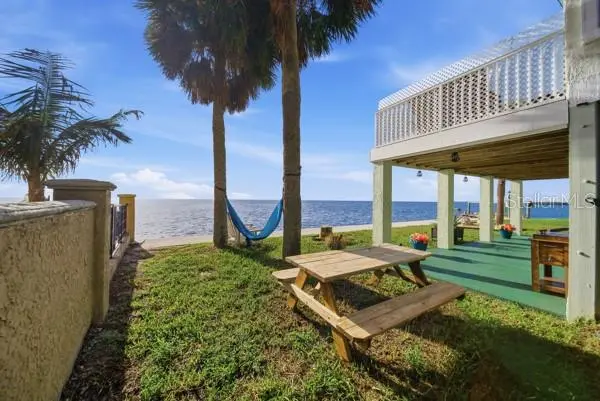 6421 DRIFTWOOD DR, Hudson, FL 34667
