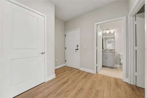 7505 LAUREATE BLVD #2407, Orlando, FL 32827