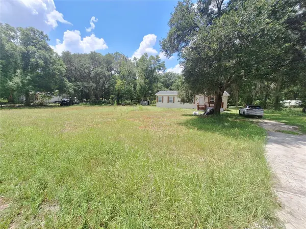 6735 RAVENWOOD ST, Wesley Chapel, FL 33544