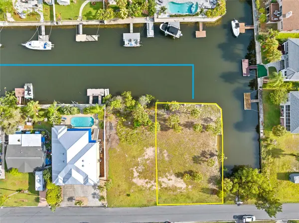4342 TAHITI DR, Hernando Beach, FL 34607