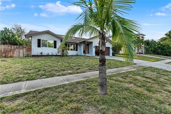 1035 ANCLOTE DR, Tarpon Springs, FL 34689