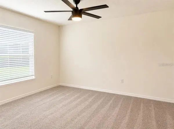 16511 MOSAIC OAR DR, Wimauma, FL 33598