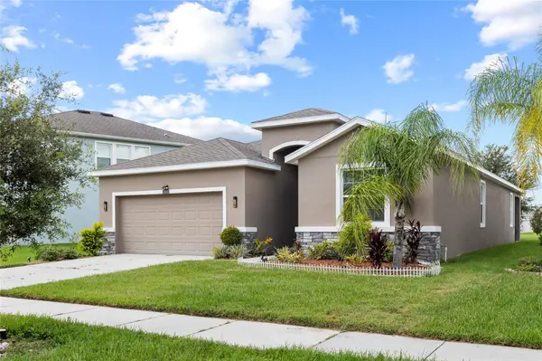 33034 SAND CREEK DR, Wesley Chapel, FL 33543