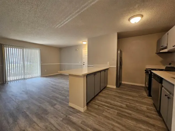 9481 HIGHLAND OAK DR #303, Tampa, FL 33647