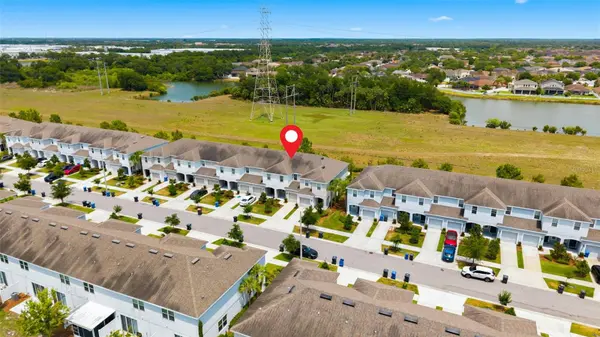 7052 GRAND ELM DR, Riverview, FL 33578