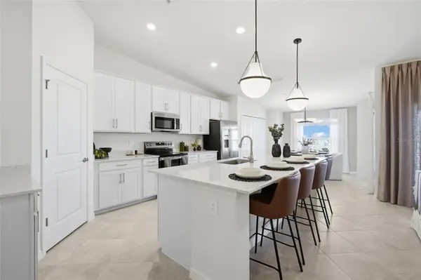 18911 SCALLOP LOOP #205, Lakewood Ranch, FL 34202
