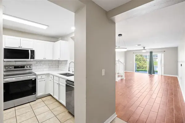 10840 LAKE SAINT CHARLES BLVD, Riverview, FL 33578