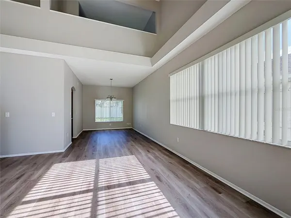 27402 CORAL SPRINGS DR, Wesley Chapel, FL 33544