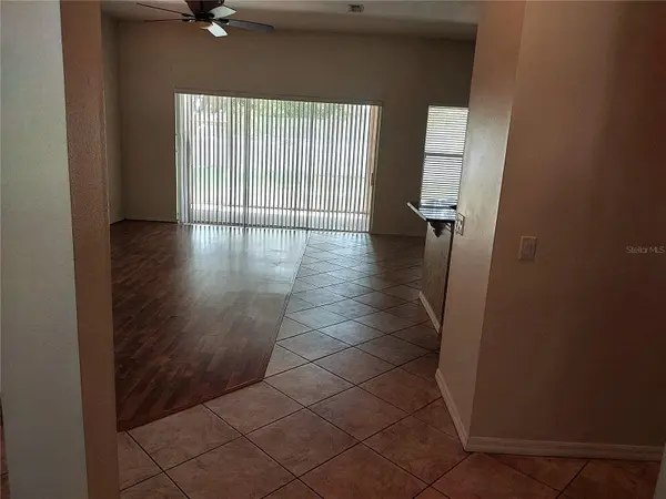 1003 LUMSDEN TRACE CIR, Valrico, FL 33594