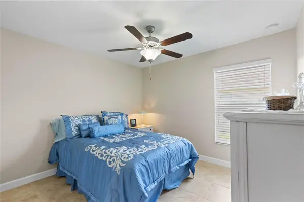 1749 BROAD WINGED HAWK DR, Ruskin, FL 33570