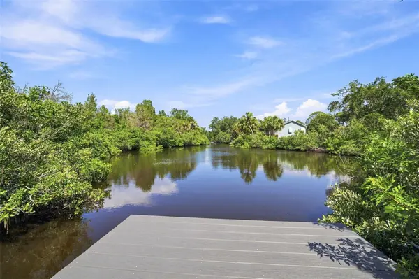 5035 BAY BLVD, Port Richey, FL 34668