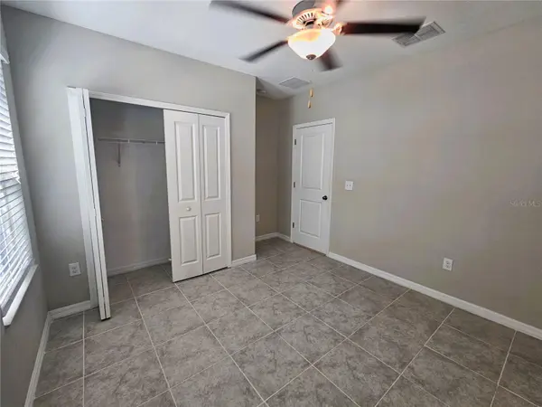 6822 KING CREEK DR, Sun City Center, FL 33573