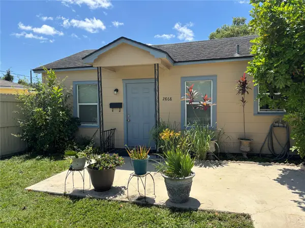 2868 39TH AVE N, St Petersburg, FL 33714