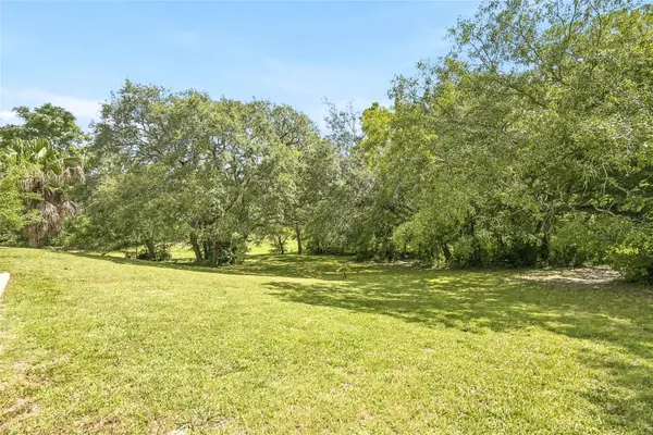 8206 NIGHTINGALE RD, Weeki Wachee, FL 34613
