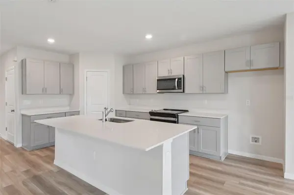 35033 ARBOR RETREAT DR, Dade City, FL 33525