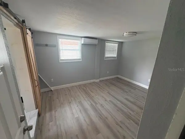 3206 E EMMA ST, Tampa, FL 33610