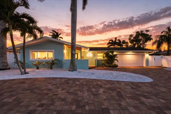 7852 CAUSEWAY BLVD S, St Petersburg, FL 33707