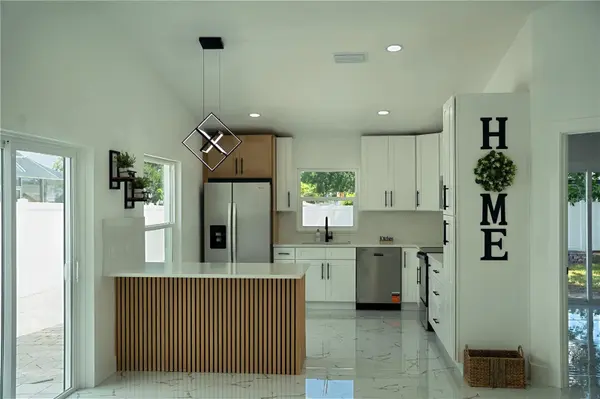9224 CAMINO VILLA BLVD, Tampa, FL 33635