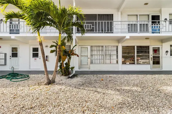 1221 DREW ST #B3, Clearwater, FL 33755