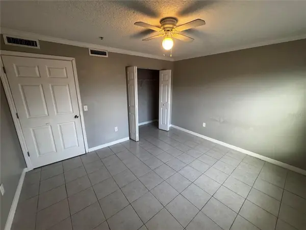 307 OAK ROSE LN #201, Tampa, FL 33612