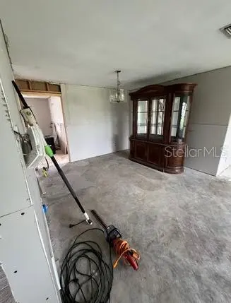 2014 TANGLEWOOD WAY NE, St Petersburg, FL 33702