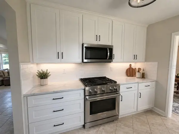 401 PATICA RD NE, St Petersburg, FL 33702