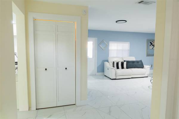 4710 SHALE PL, Tampa, FL 33615